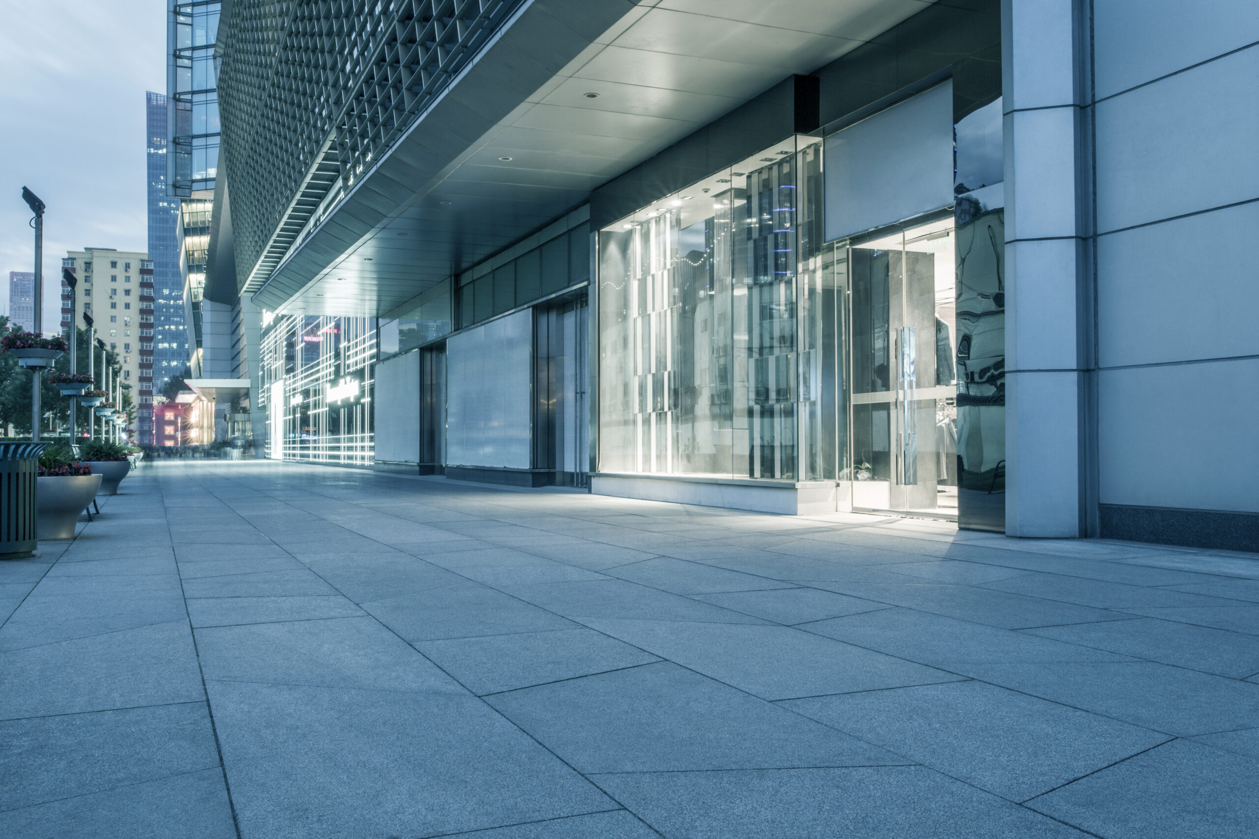 Navigating Retail Space Title Searches: Ensuring Smooth Closings for Your Commercial Deals