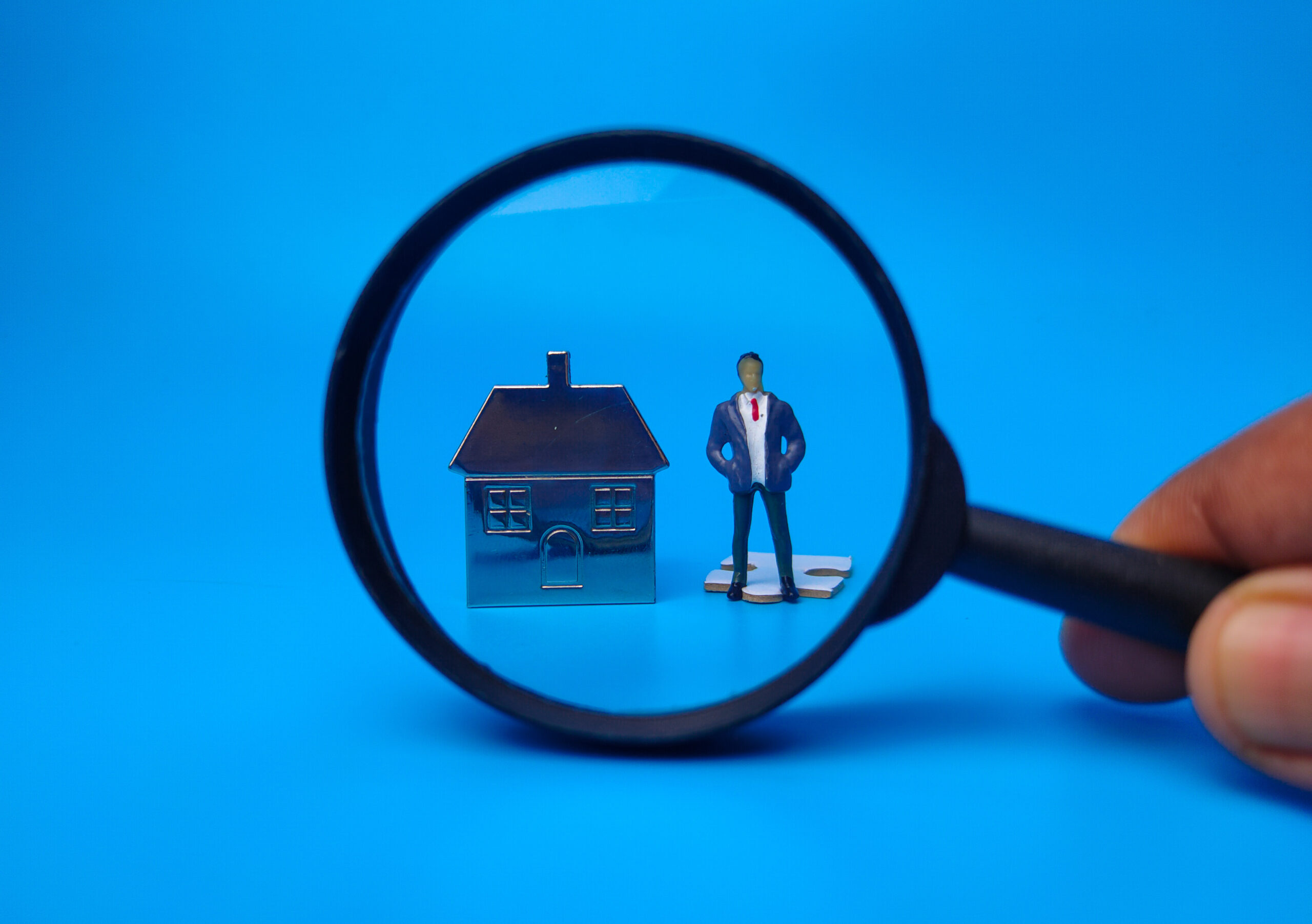 Importance of a Current Owner Search in Real Estate Transactions